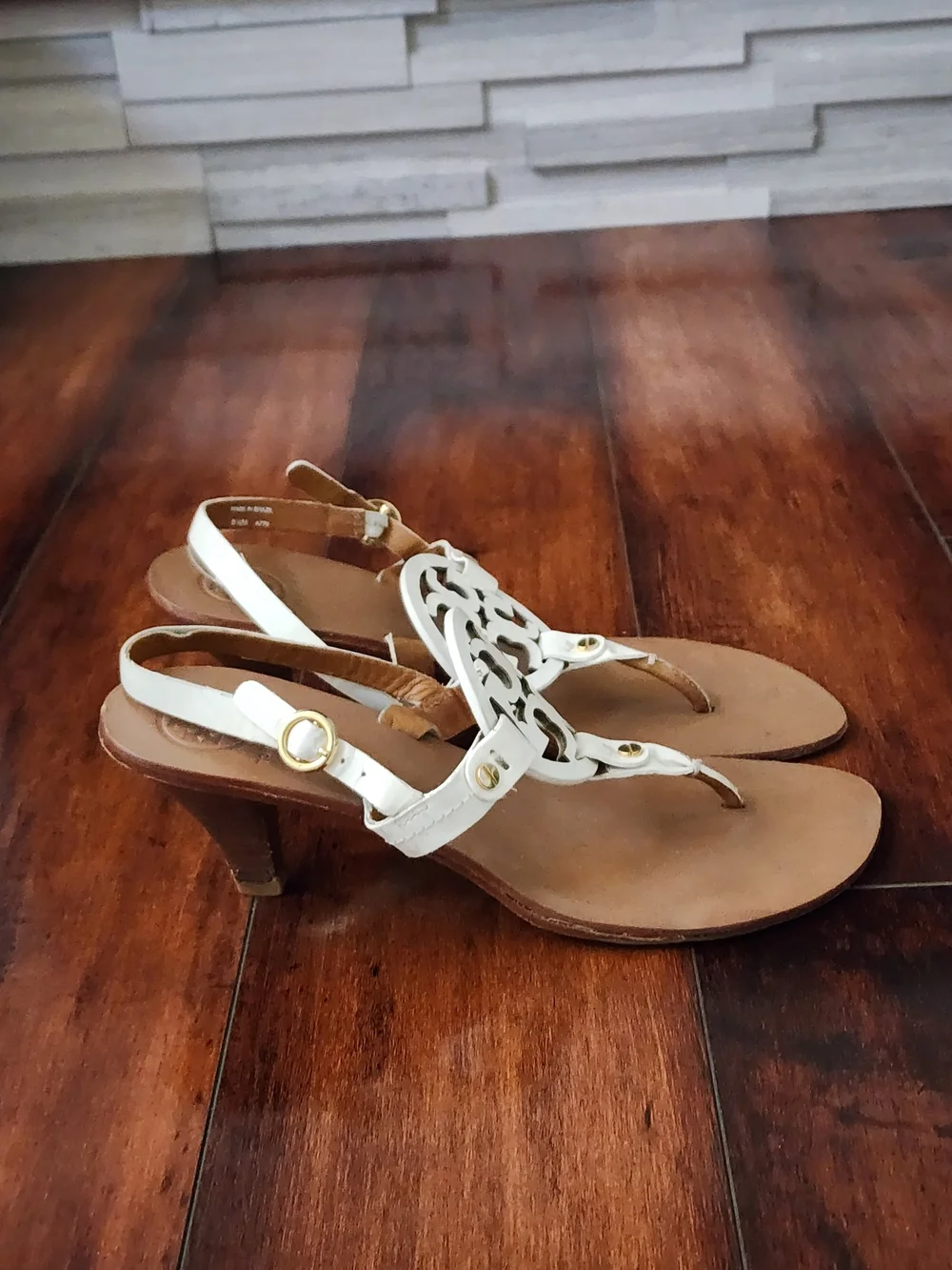 Tory Burch White Leather Double T Logo Wedge Sandals Size 8.5